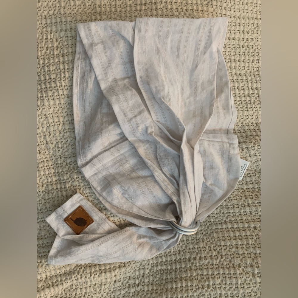 Wildbird linen ring sling for child